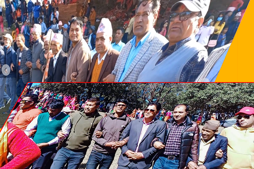 बैतडीमा जात्रामै पुगेर भोट माग्दै उम्मेदवार 